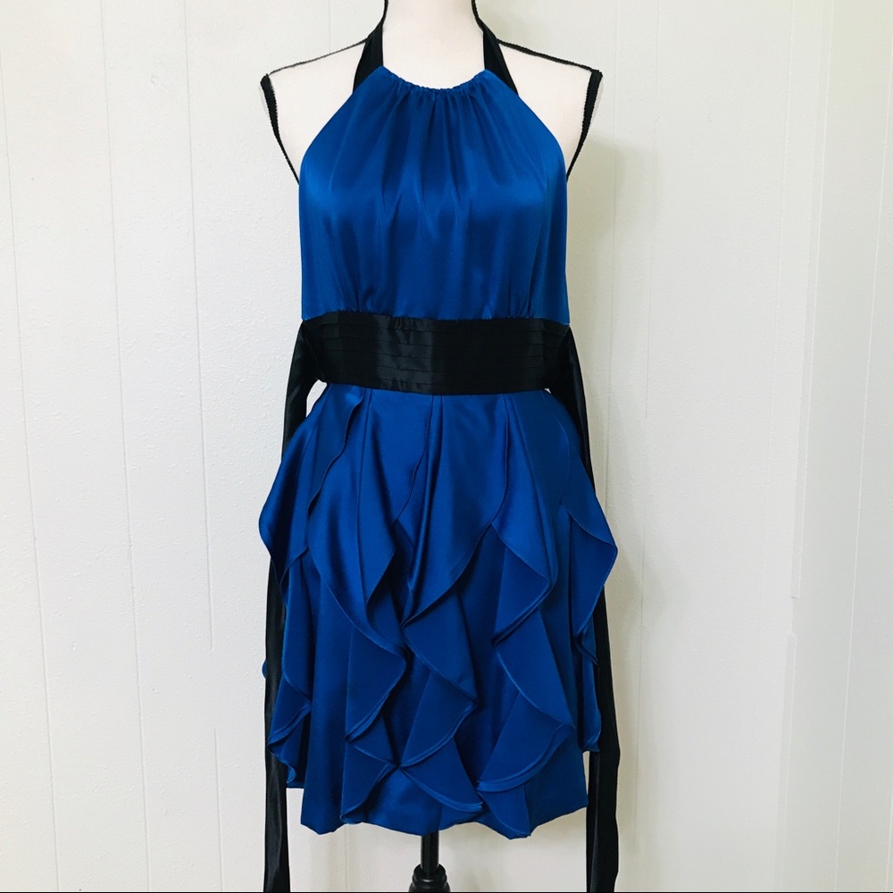Backless dress